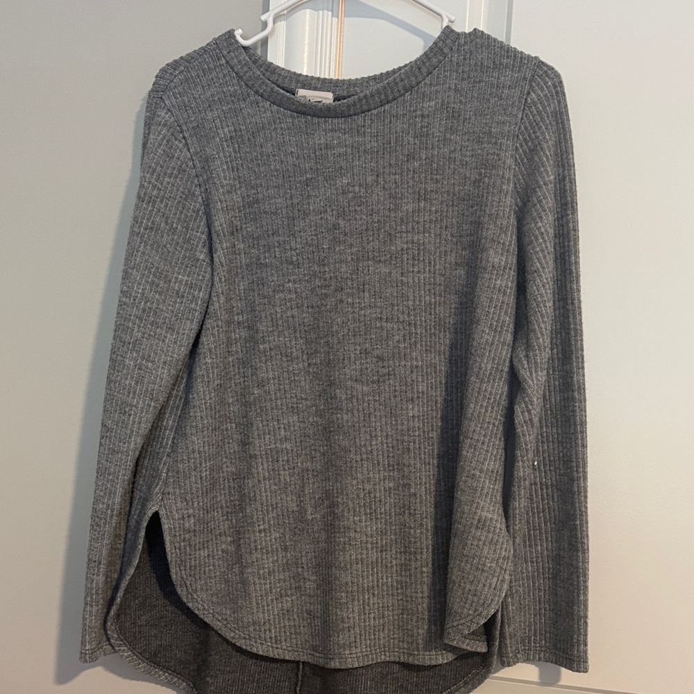 Gray Ribbed Knit Maternity Top